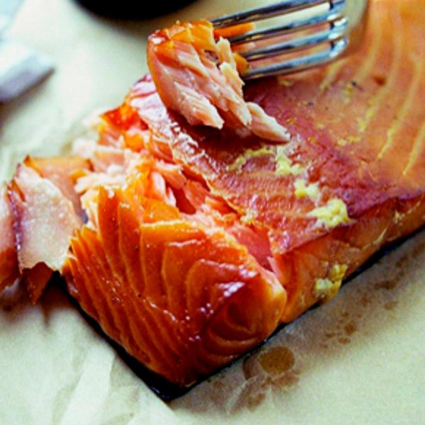 SALMON AHUMADO EN CALIENTE